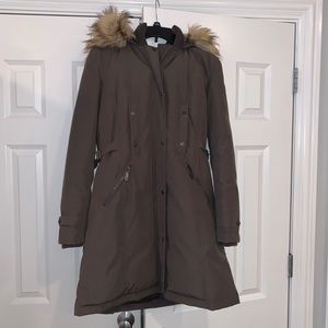 Vince Camuto - Side Belted Faux Fur Trim Anorak